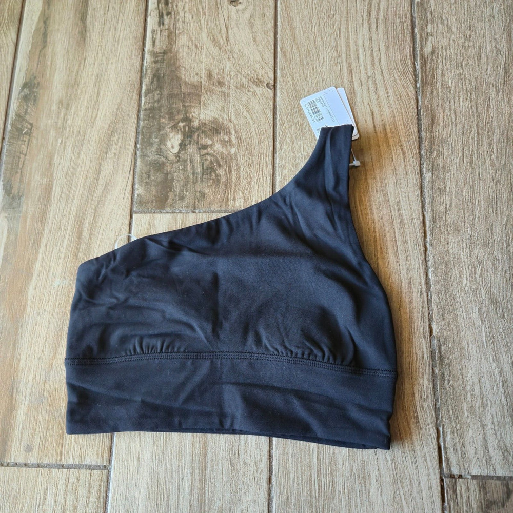 New Lululemon Size 6 Align Asymmetrical Bra A/B Light Support BLK Black